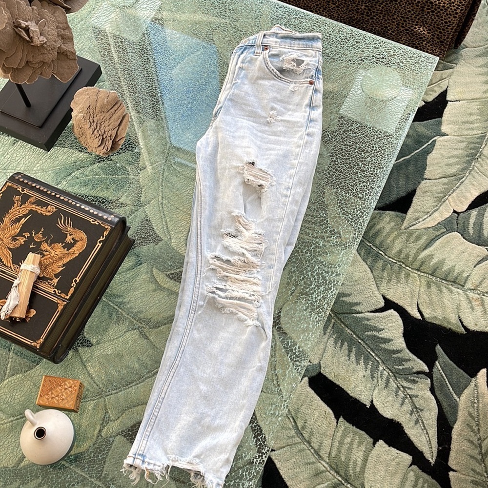 Abercrombie & Fitch The Ankle Straight Ultra High Rise (completely sold out) - Picture 3 of 6